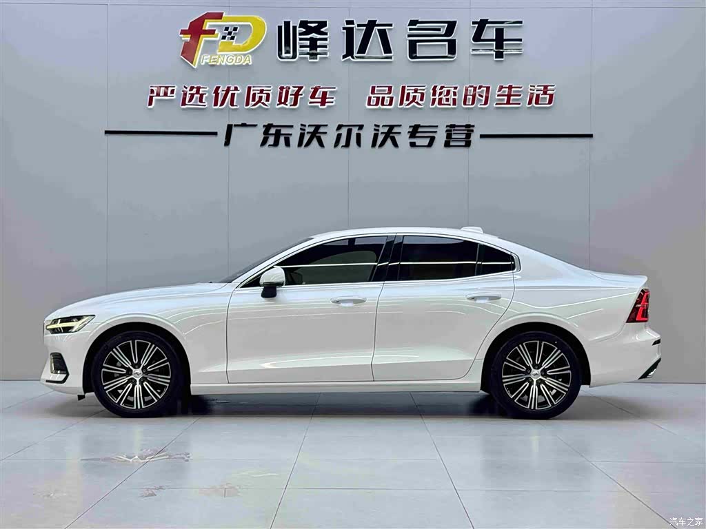 Volvo S60, 2021 3