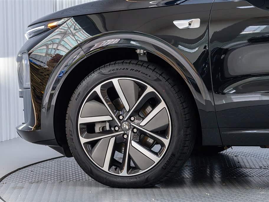 Li Auto Ideal L6
