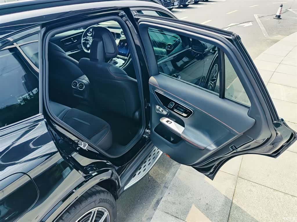 Mercedes-Benz GLC, 2025 18