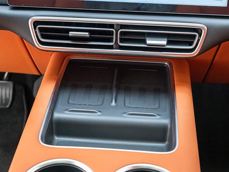 Li Auto Ideal L6