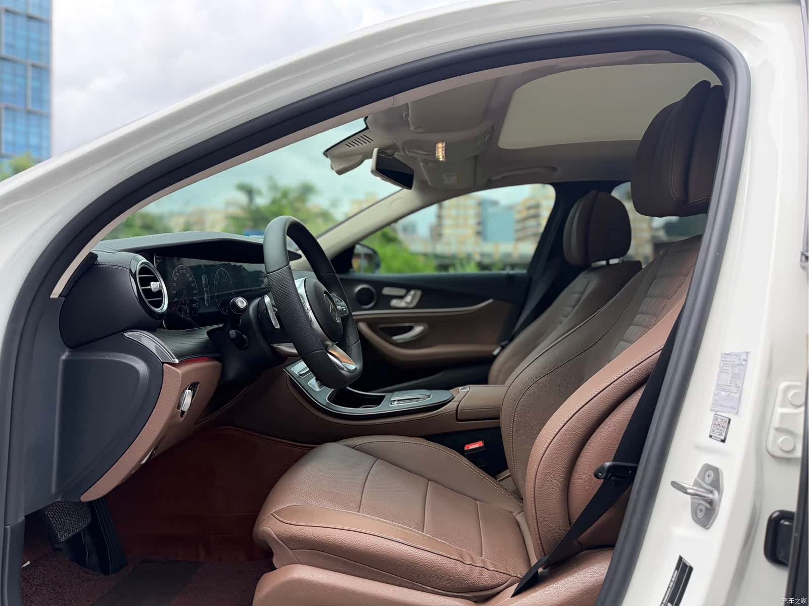 Mercedes-Benz E-Class, 2020 6