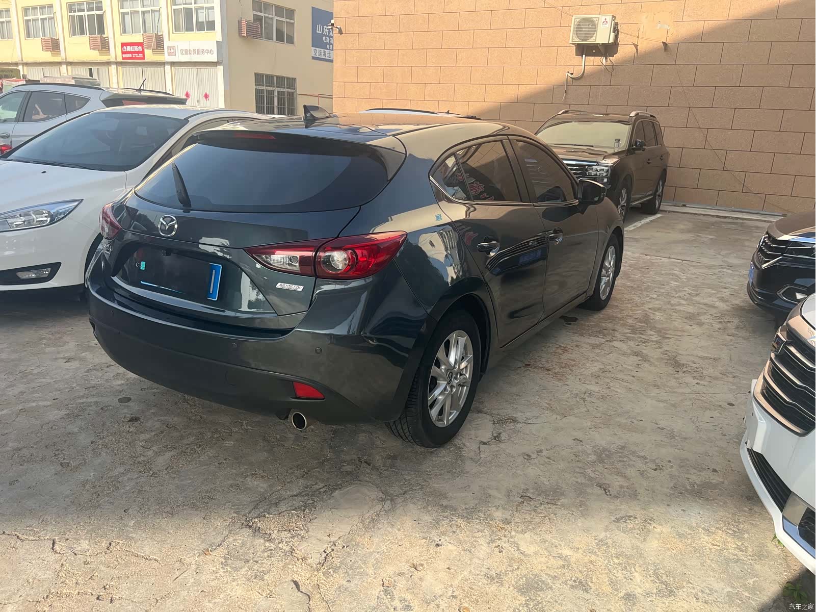 Mazda Mazda3, 2016 6