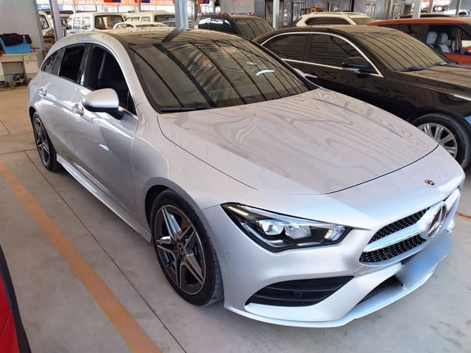 Mercedes-Benz CLA