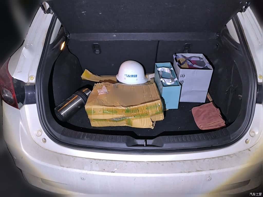 Mazda Mazda3, 2017 16