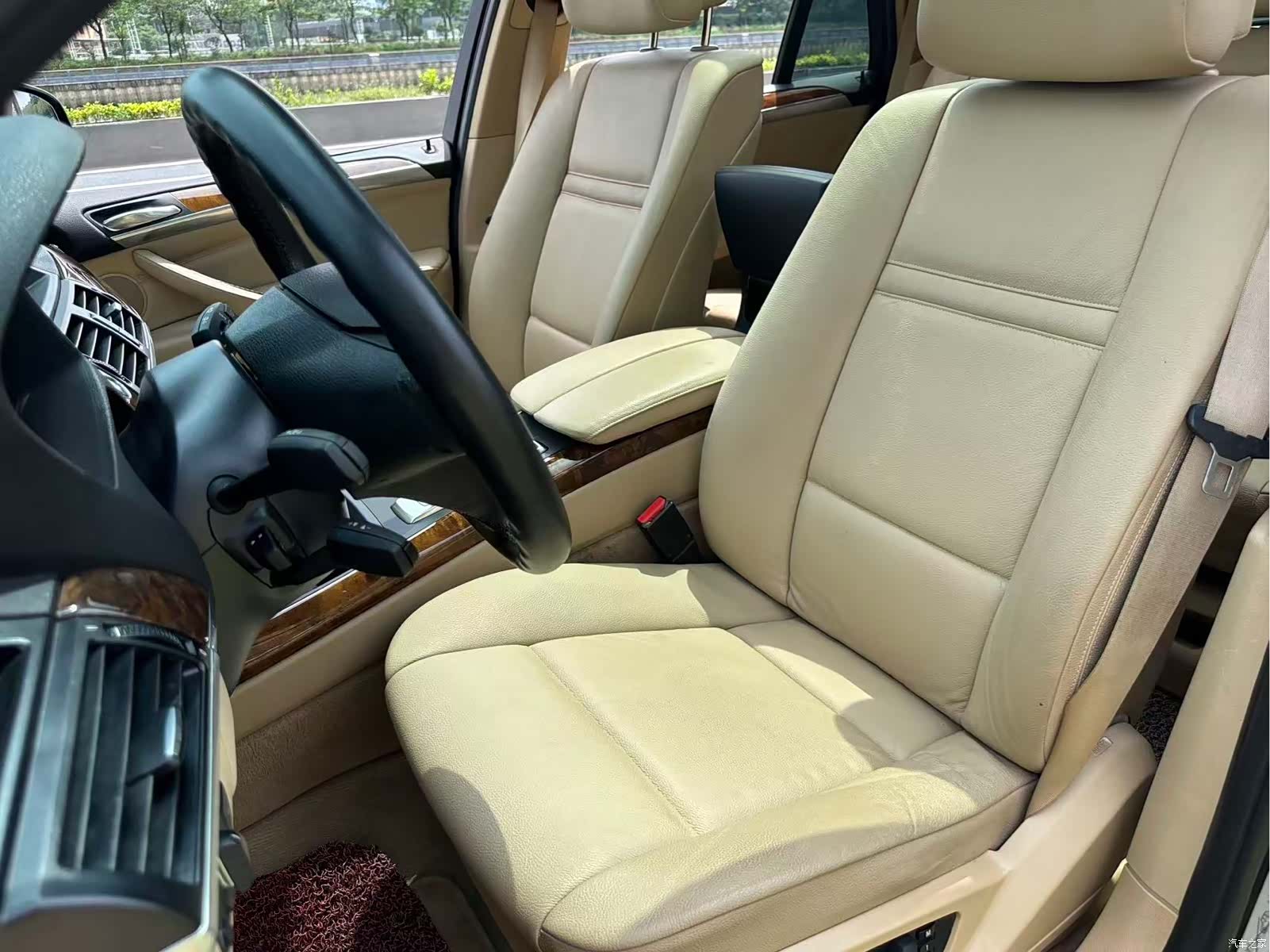 BMW X5, 2010 6