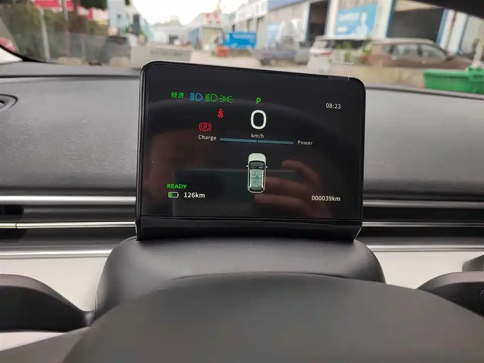 Dongfeng Nammi Nano 01