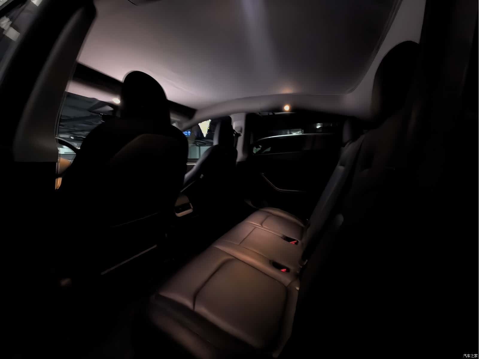 Tesla Model Y, 2022 8