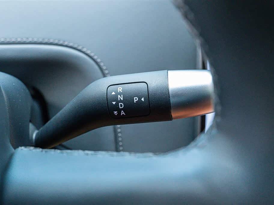 Li Auto Ideal L6