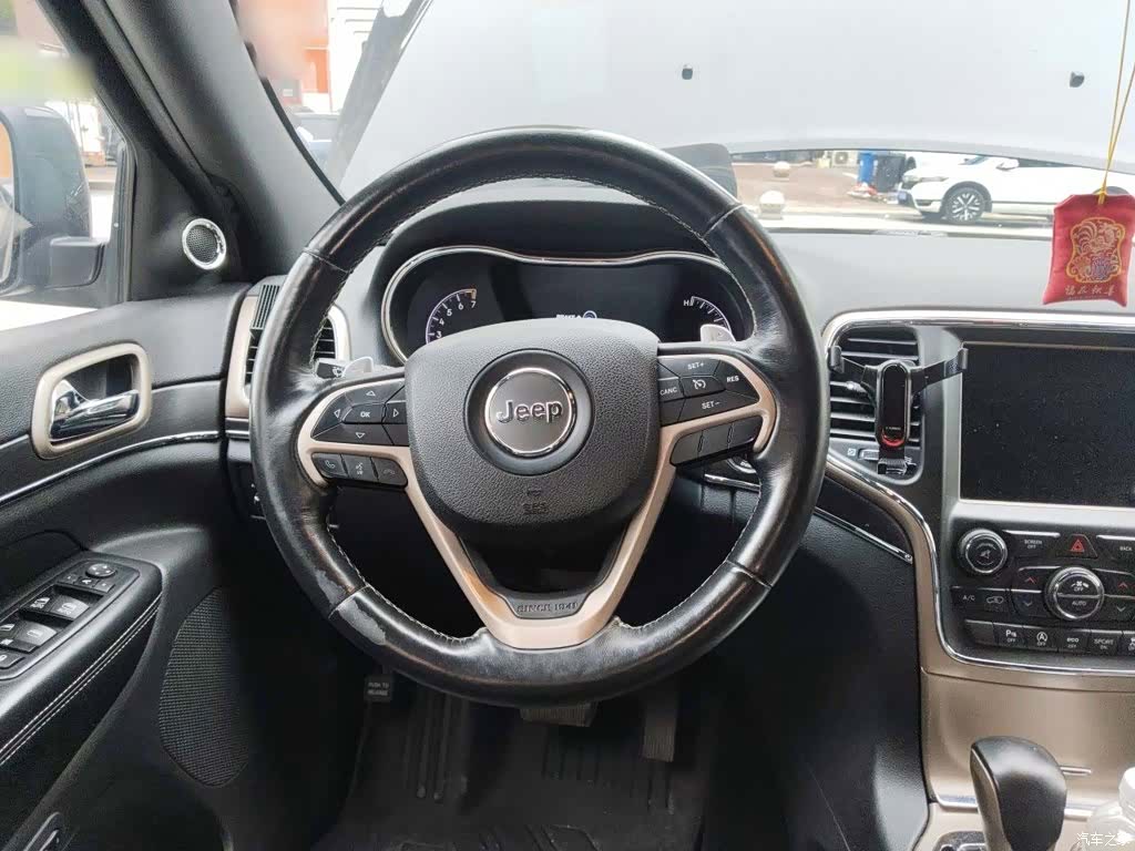 Jeep Grand Cherokee, 2017 11