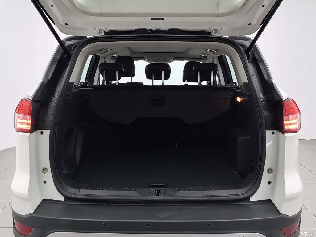 Ford Kuga, 2016 16
