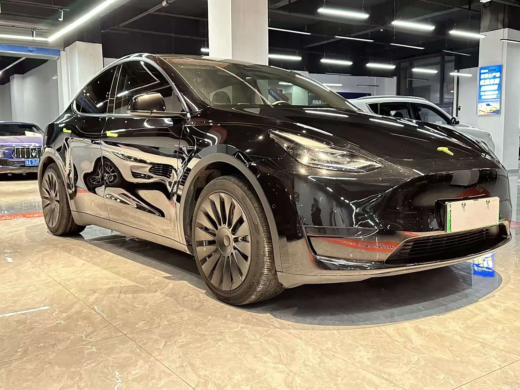 Tesla Model Y, 2022 2