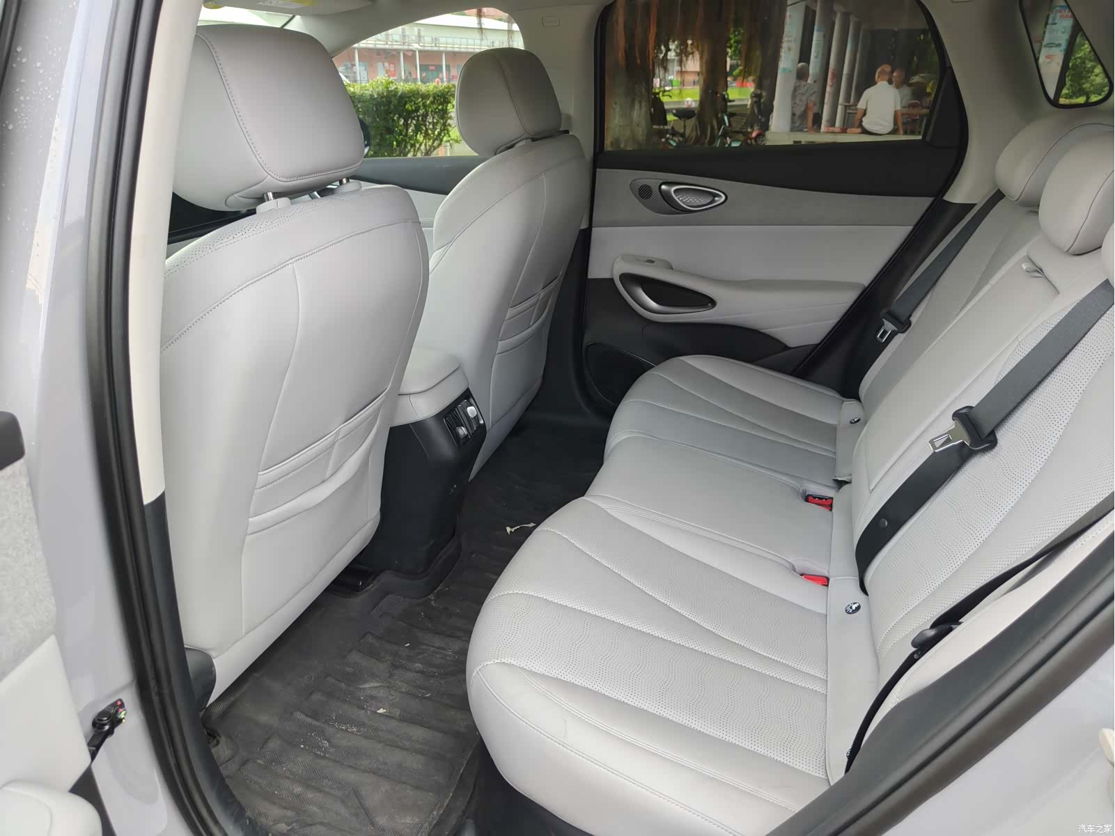 BYD HiAce, 2025 12