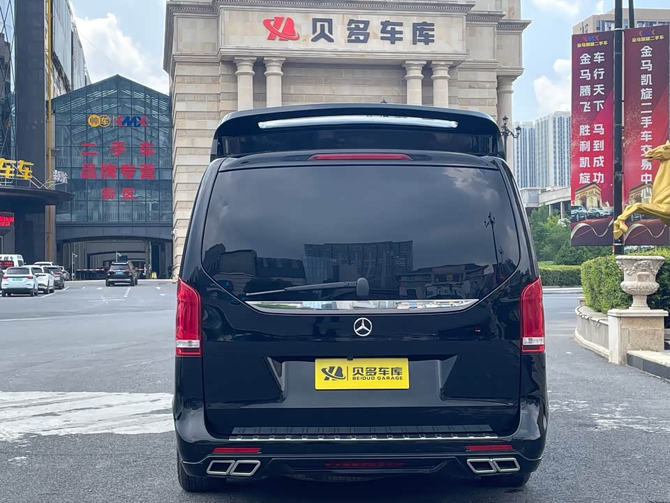 Mercedes-Benz V-class