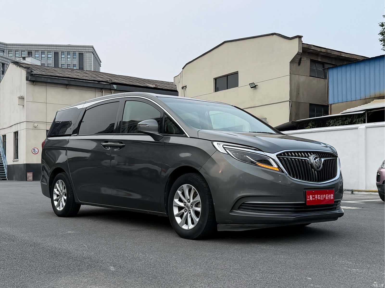 Buick GL8, 2017 3