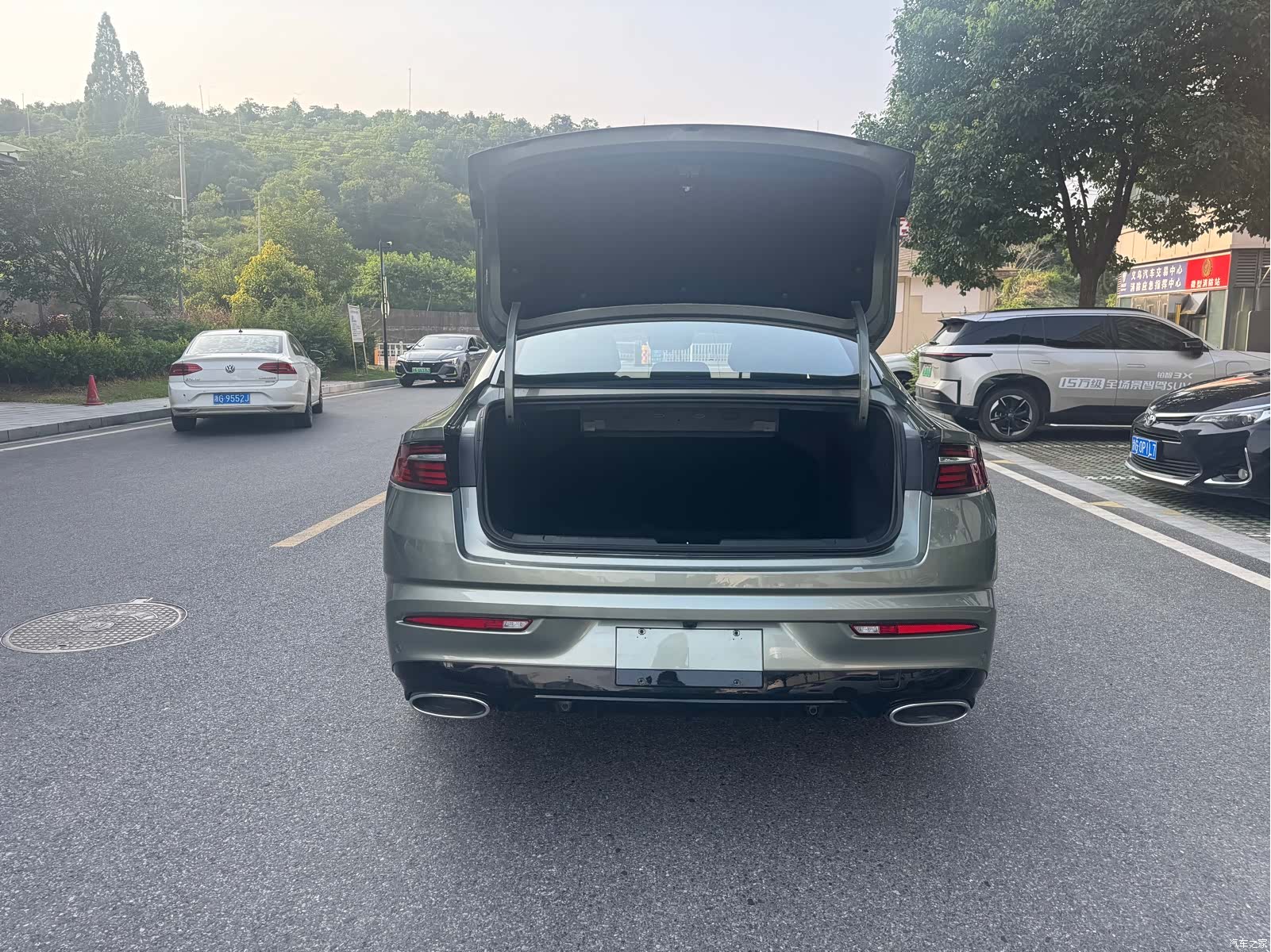 Geely Preface, 2024 16