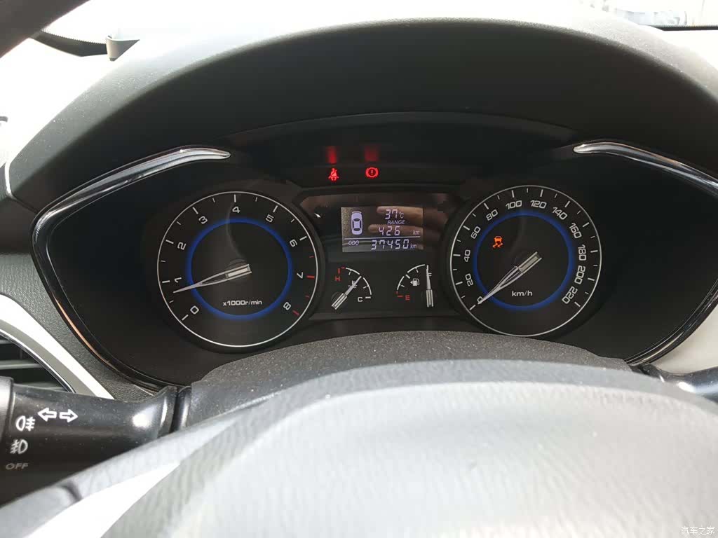 Changan V7, 2015 7