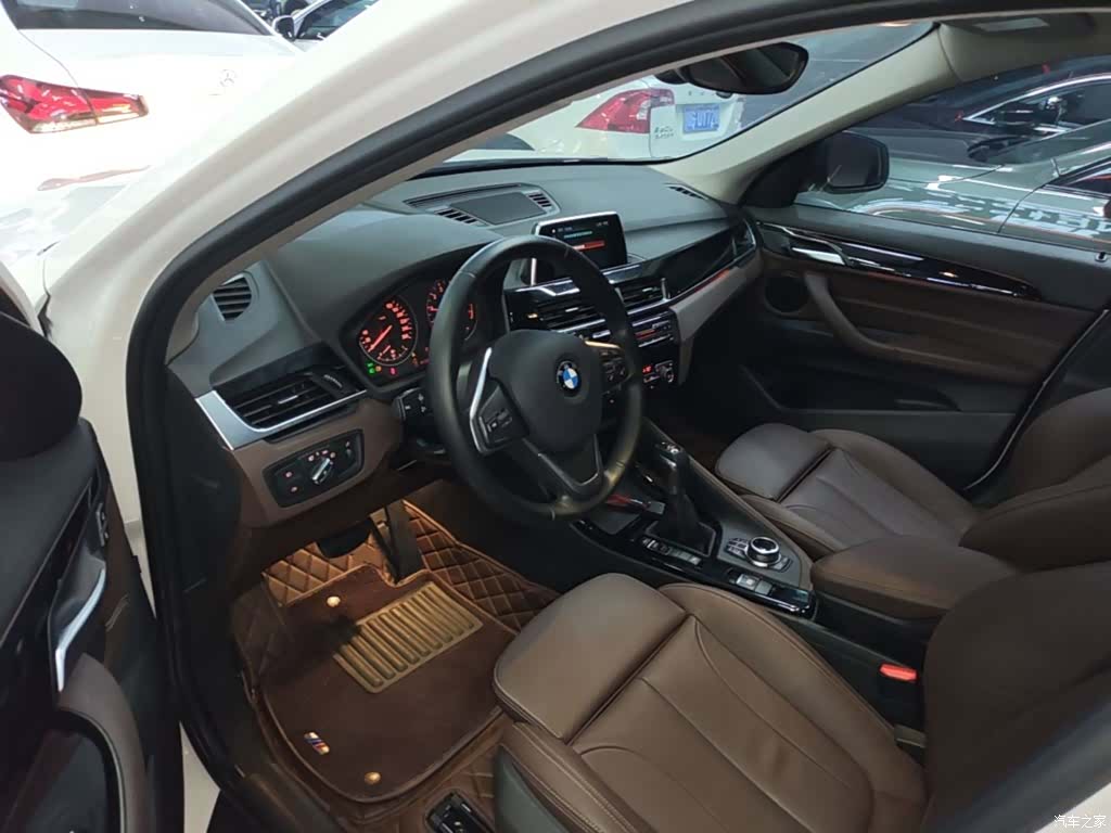 BMW X1, 2018 12