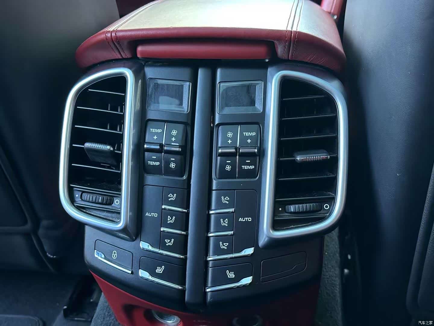 Porsche Cayenne, 2015 11