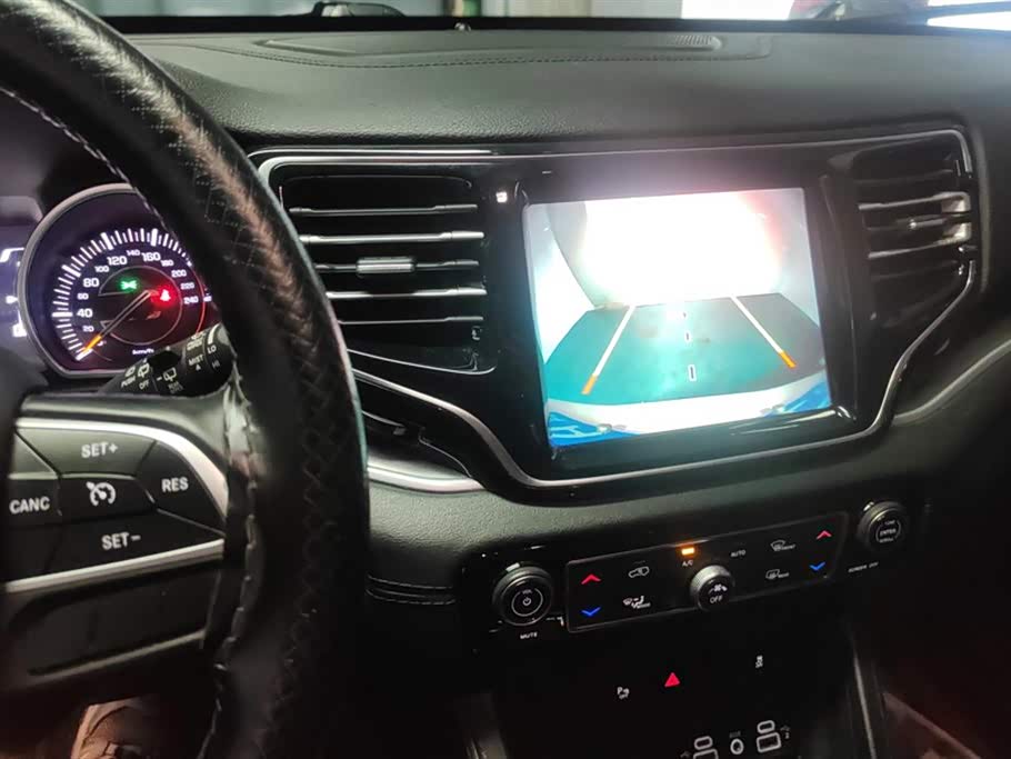 Jeep Grand Commander