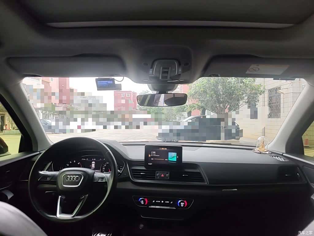 Audi Q5L, 2019 10