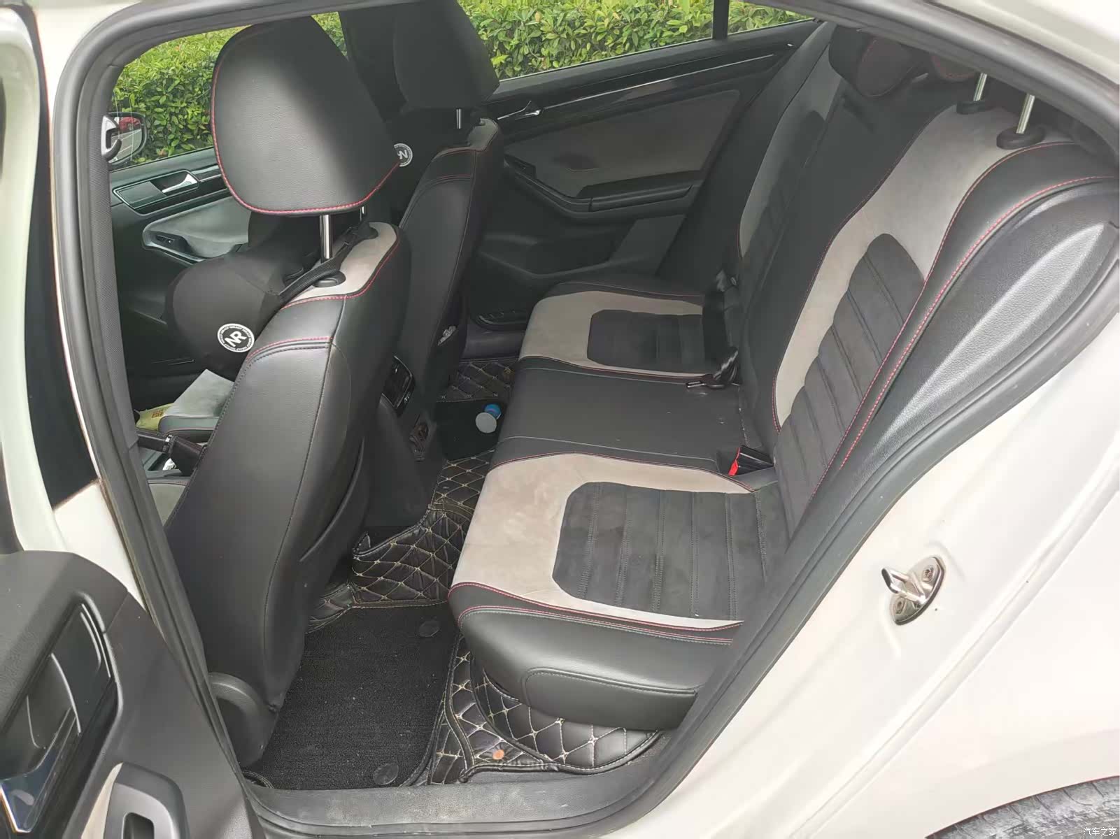 Volkswagen Sagitar, 2016 3