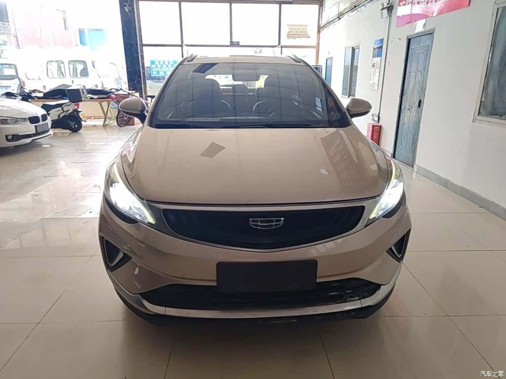 Geely Emgrand, 2020 3