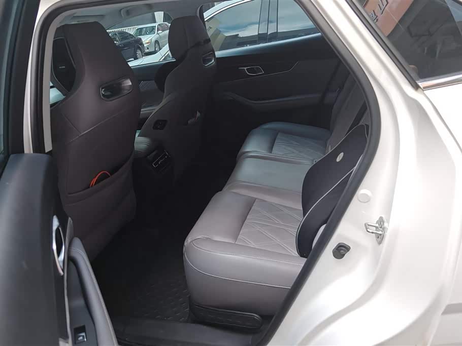 Changan UNI-K Smart iDD