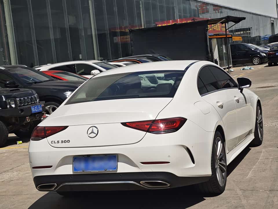 Mercedes-Benz CLS