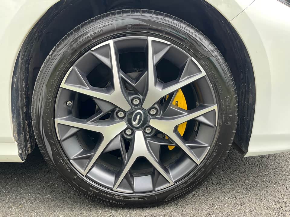 Trumpchi Shadow Leopard