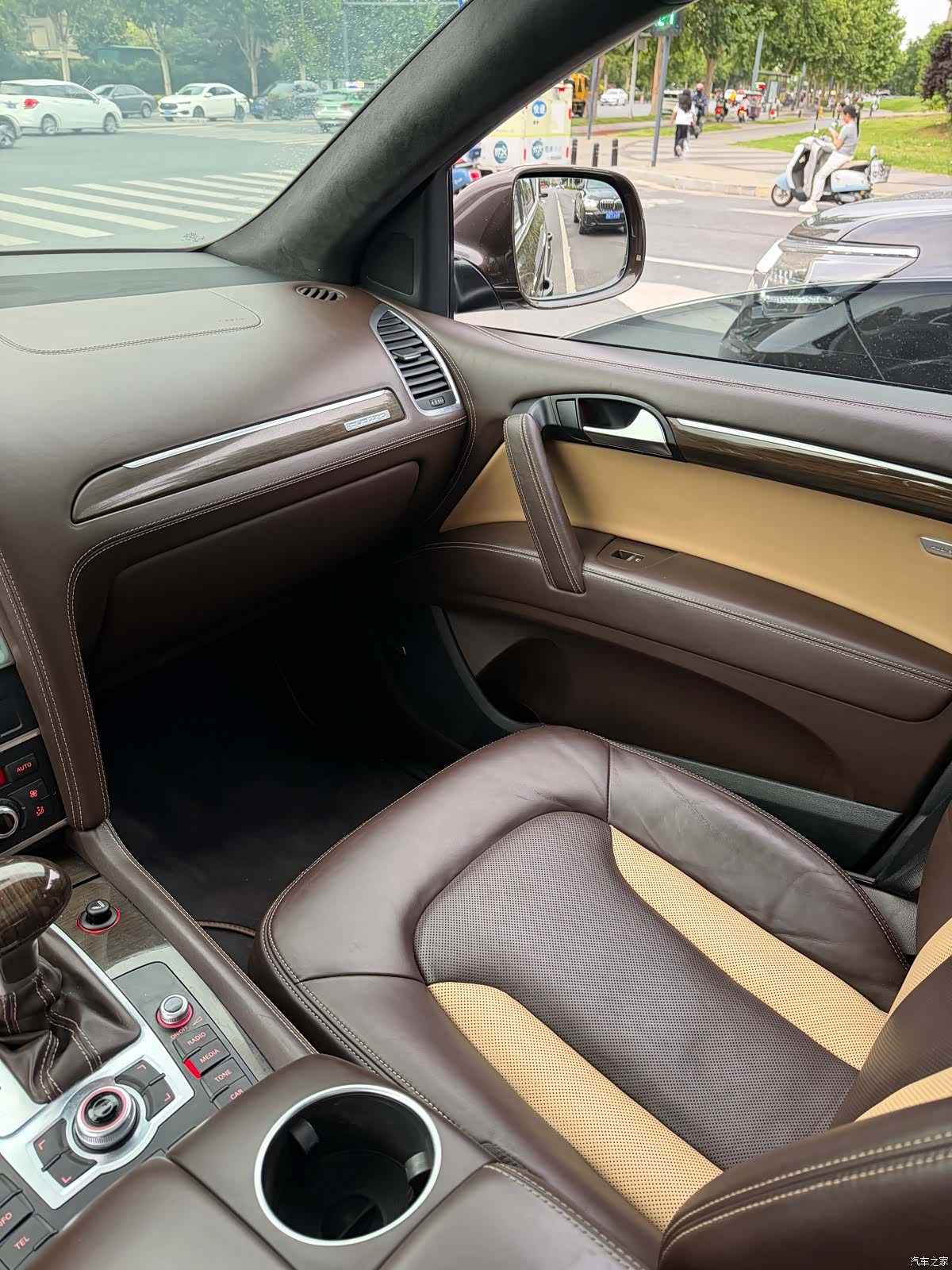 Audi Q7, 2013 8