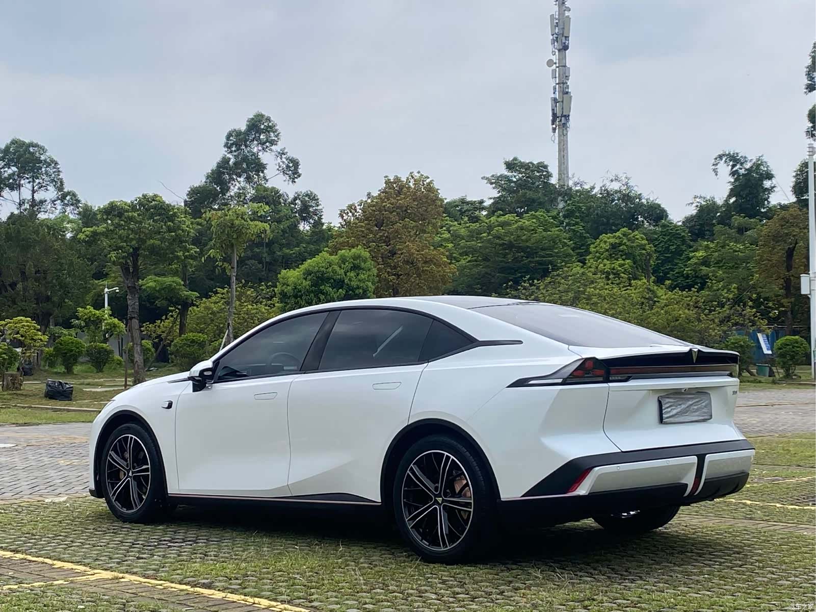 Deepal SL03, 2022 20
