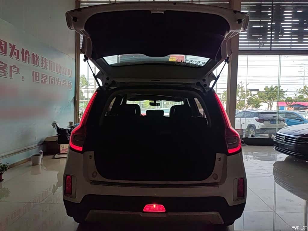 Geely X6, 2017 19