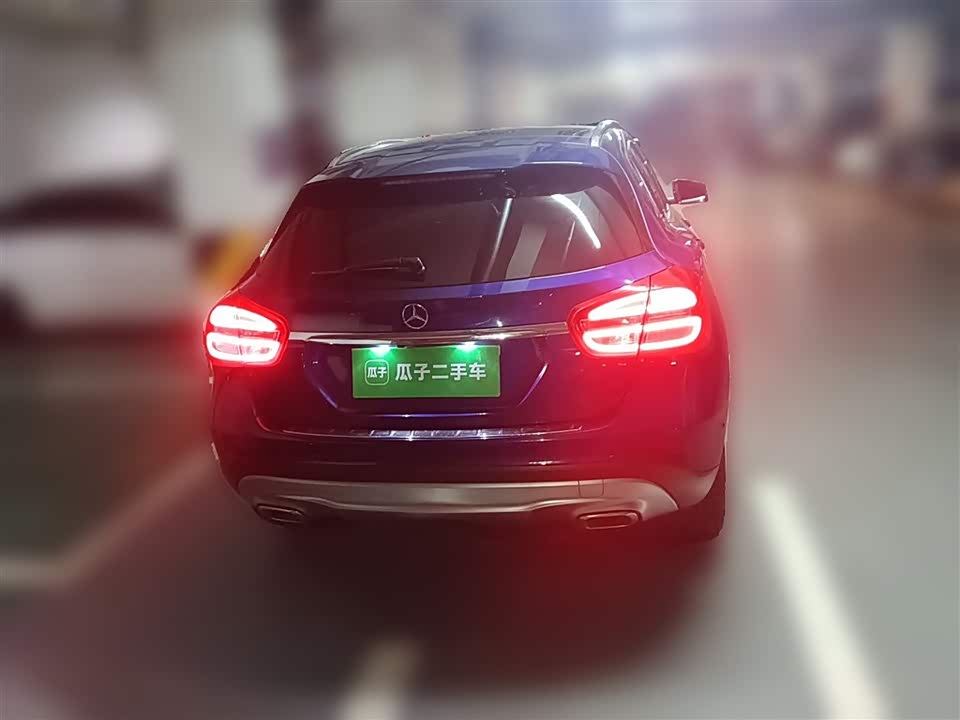 Mercedes-Benz GLA