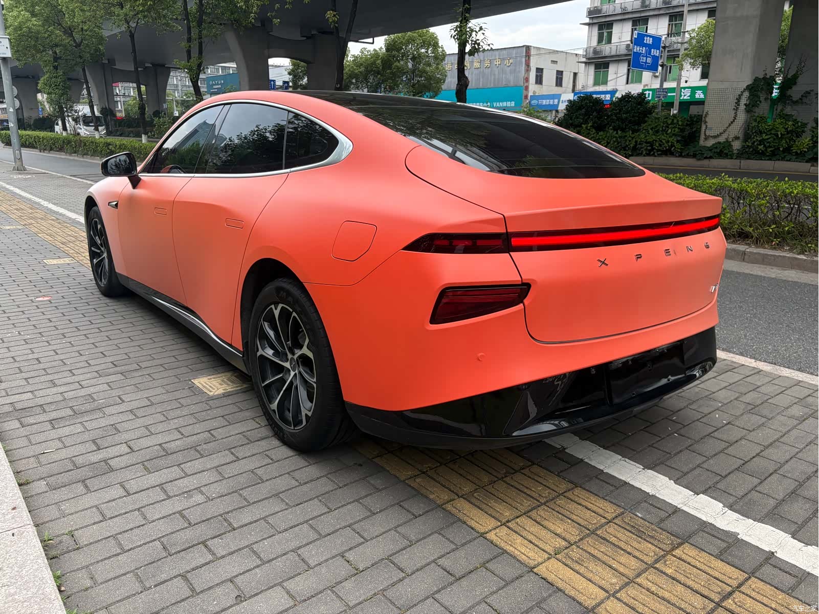 Xpeng P7, 2022 9