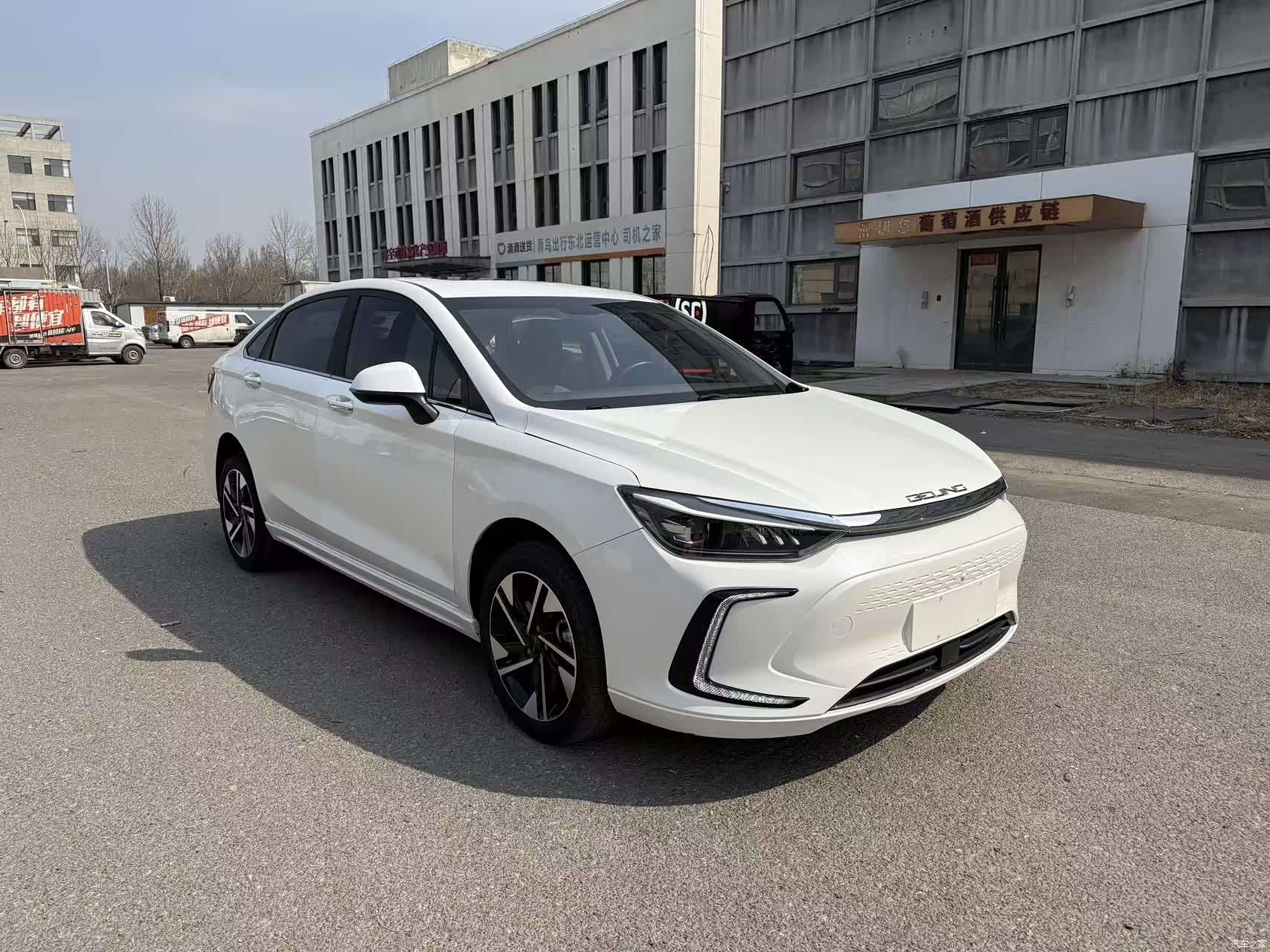 BAIC EU5, 2022 3