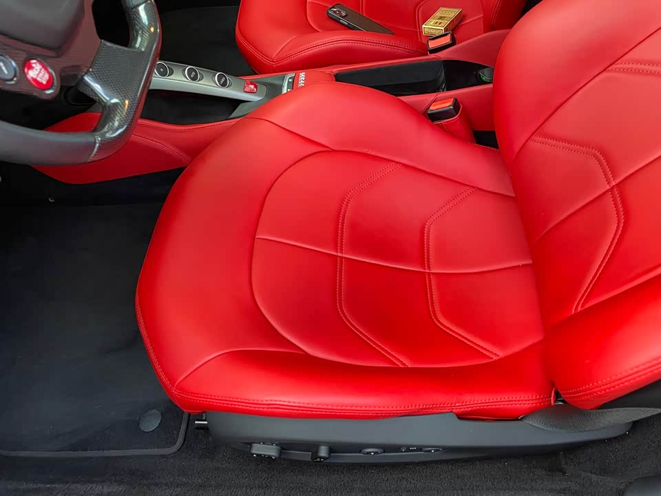Ferrari 488