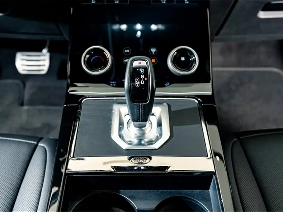 Land Rover Range Rover Aurora