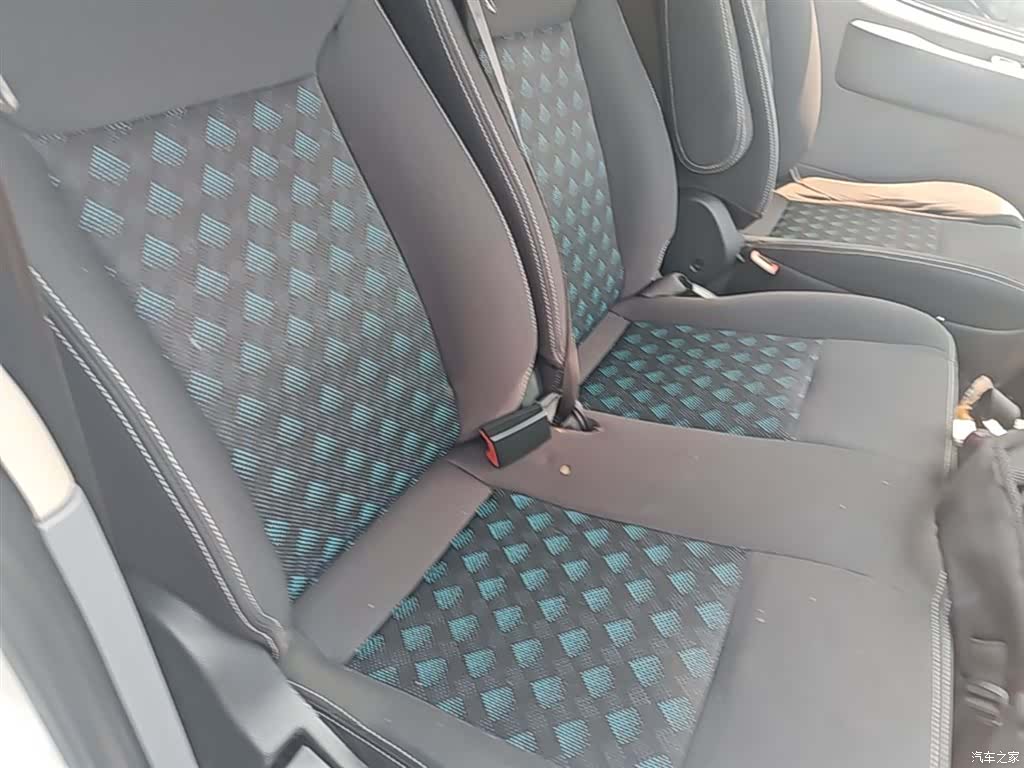 Maxus V80, 2019 25