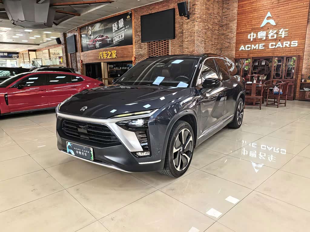 NIO ES8