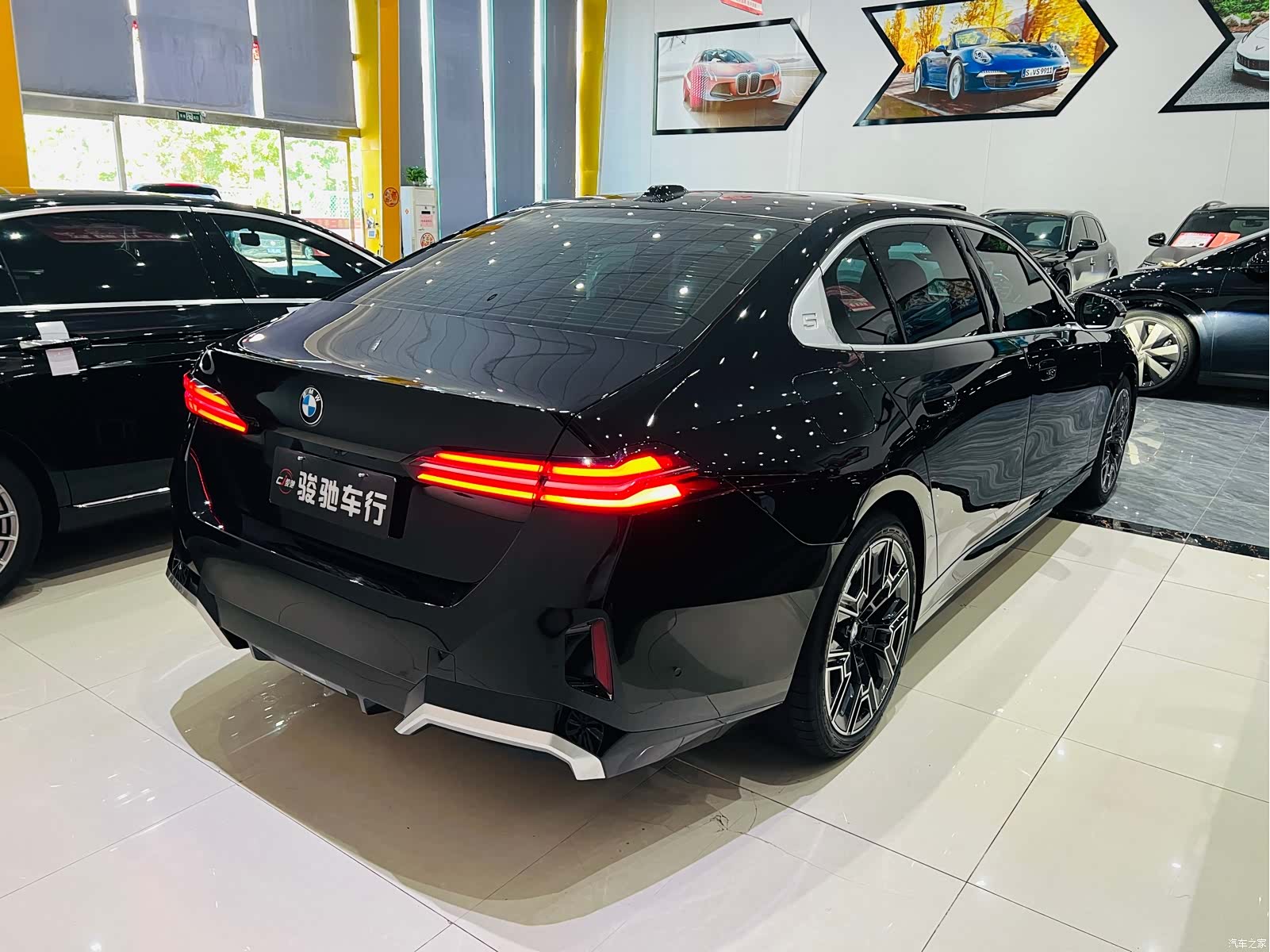 BMW 5 Series, 2024 7
