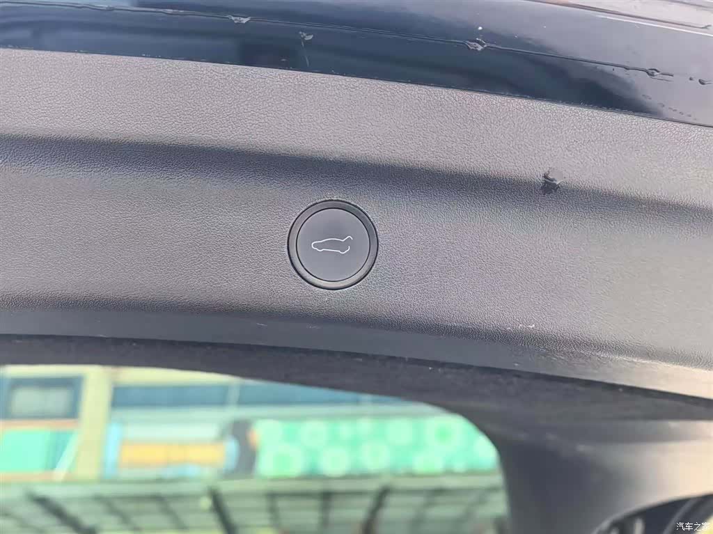 Tesla Model Y, 2022 11