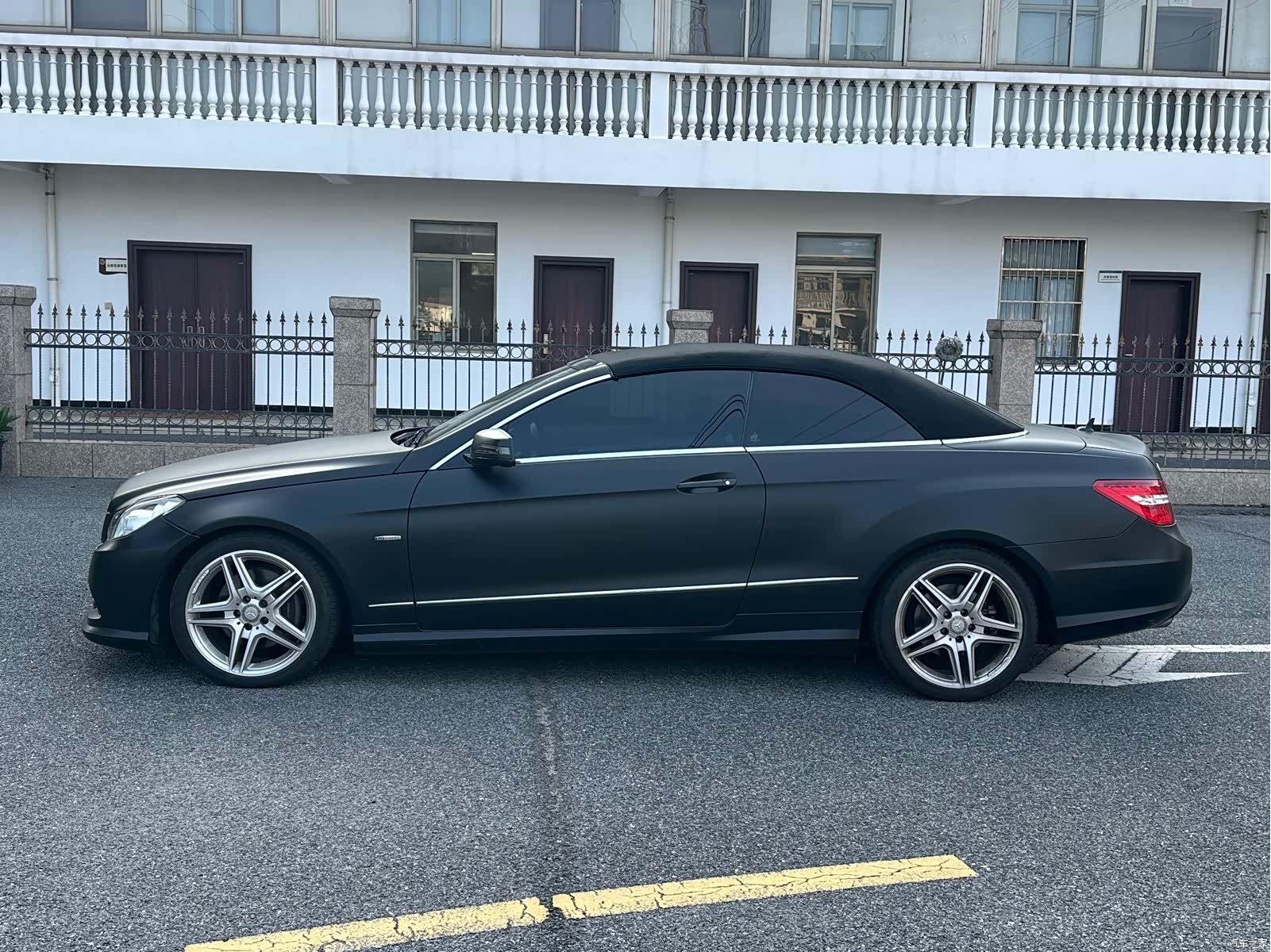 Mercedes-Benz E-Class, 2012 39