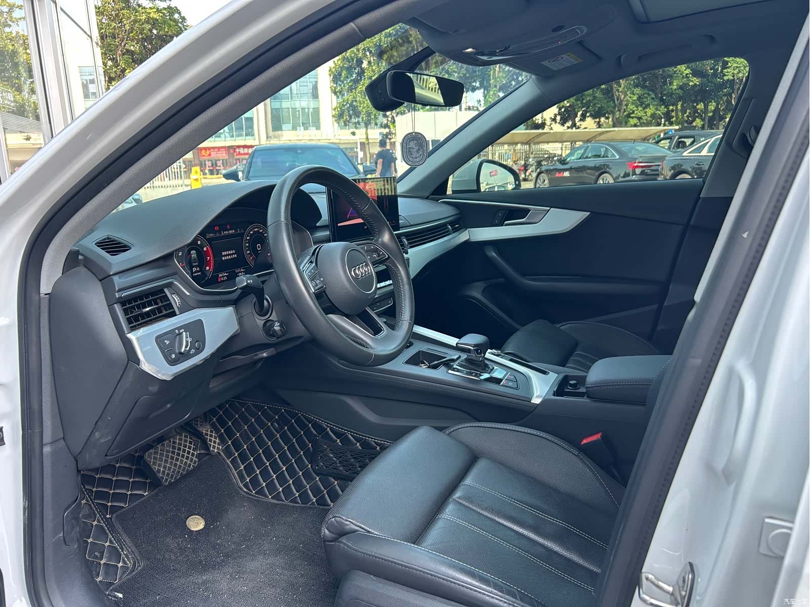 Audi A4L, 2020 6