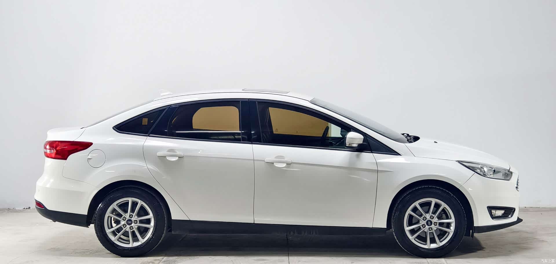 Ford Focus, 2016 8