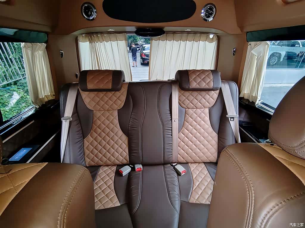 Volkswagen 7, 2018 9