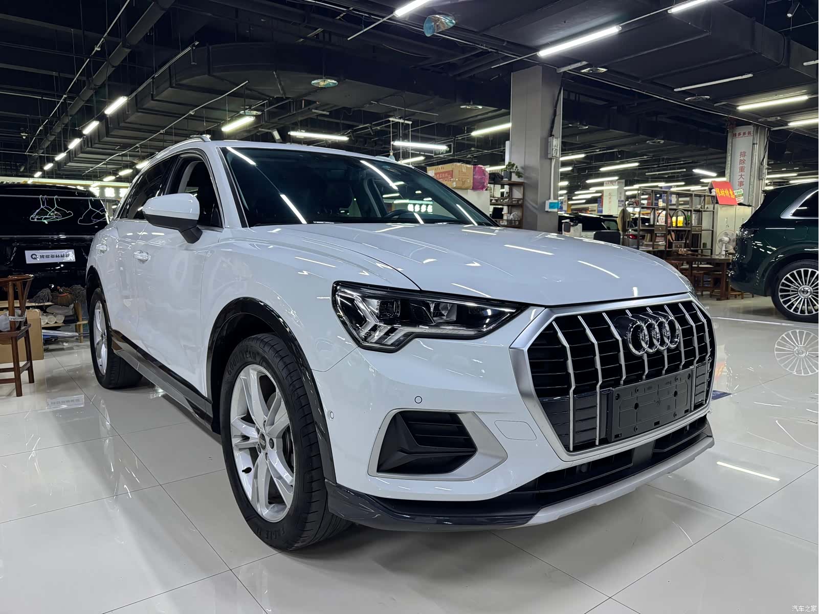 Audi Q3, 2022 13