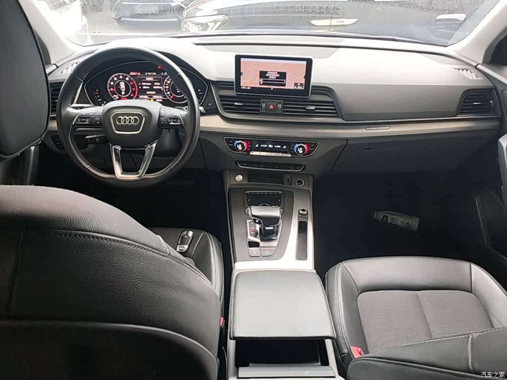 Audi Q5L, 2019 10