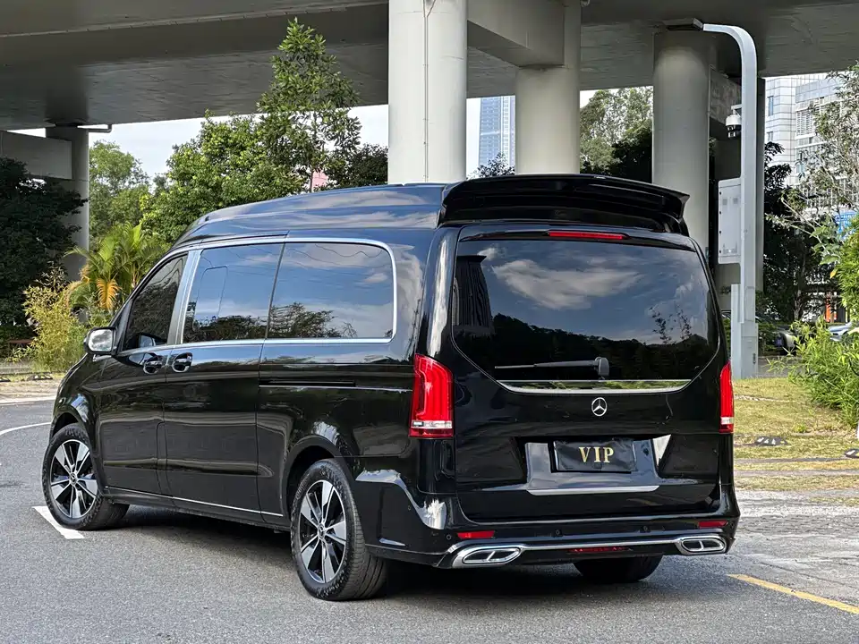 Mercedes-Benz V-class