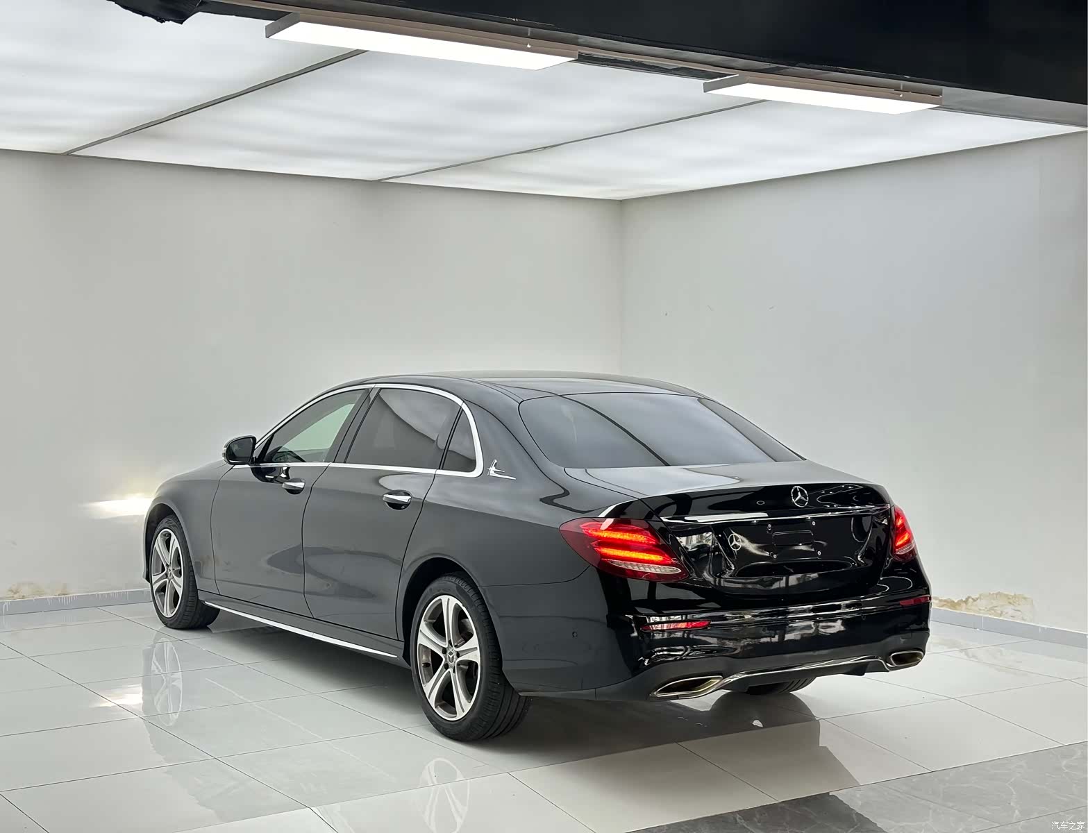 Mercedes-Benz E-Class, 2019 9