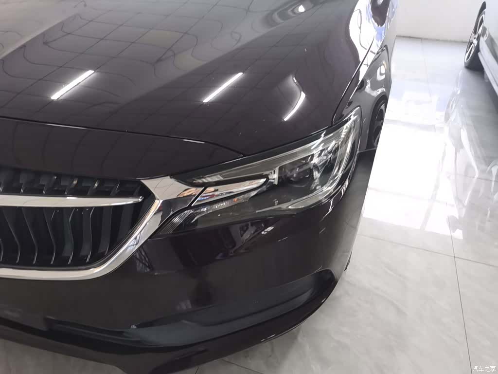 Buick GL6, 2021 18